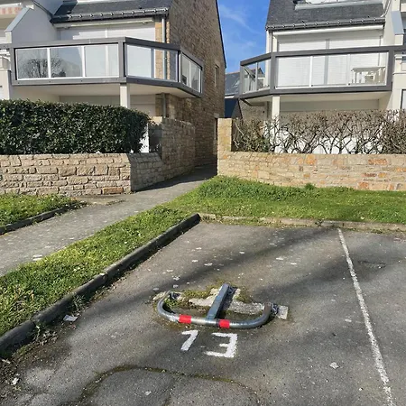 Apartman Lumineux Avec Belle Terrasse Sur Espaces Verts, 100m *
